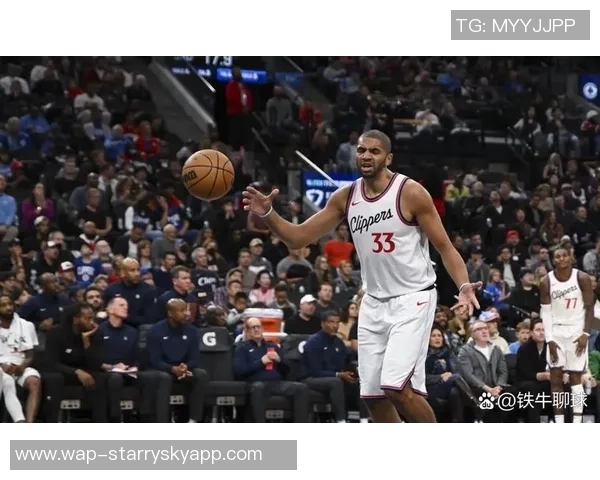 科林斯三分命中率高达636巴图姆和邓恩也表现出色助力球队胜利