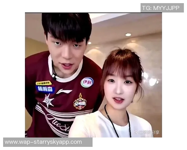 杨瀚森女友中秋晒幸福照与舞蹈视频祝福平安快乐引热议